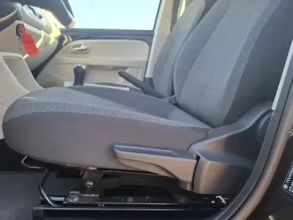 Photo 38 Volkswagen Up  1.0 60