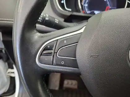 Photo 26 Renault Scenic  dCi 110 Energy EDC