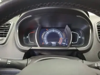 Photo 29 Renault Scenic  dCi 110 Energy EDC