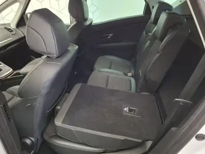 Photo 16 Renault Scenic  dCi 110 Energy EDC