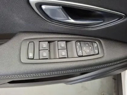 Photo 67 Renault Scenic  dCi 110 Energy EDC