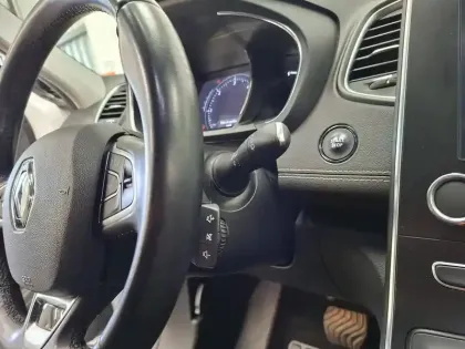 Photo 34 Renault Scenic  dCi 110 Energy EDC