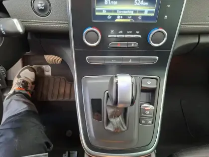 Photo 84 Renault Scenic  dCi 110 Energy EDC