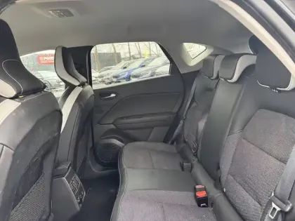 Photo 22 Renault Captur  TCe 90