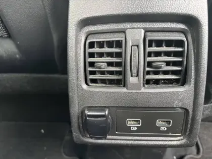 Photo 23 Renault Captur  TCe 90