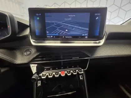 Photo 33 Peugeot 208  PureTech 100 S&S EAT8