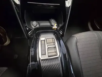 Photo 121 Peugeot 208  PureTech 100 S&S EAT8