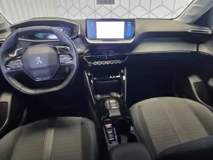 Photo 8 Peugeot 208  PureTech 100 S&S EAT8