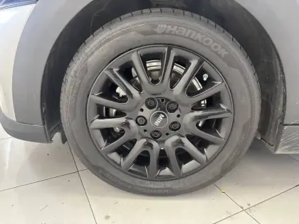 Photo 8 Mini Mini Hatch 3 Portes Cooper 136 ch DKG7