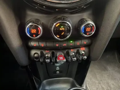 Photo 20 Mini Mini Hatch 3 Portes Cooper 136 ch DKG7