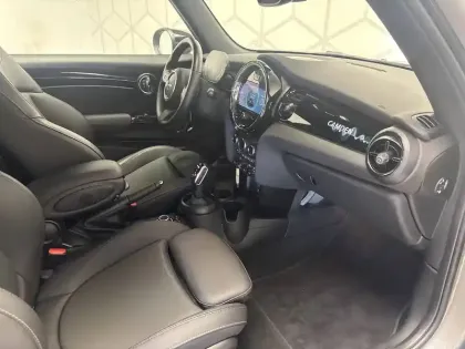 Photo 14 Mini Mini Hatch 3 Portes Cooper 136 ch DKG7