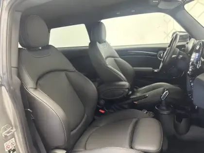 Photo 13 Mini Mini Hatch 3 Portes Cooper 136 ch DKG7