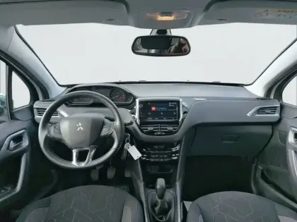 Photo 7 Peugeot 2008  1.2 PureTech 82ch BVM5