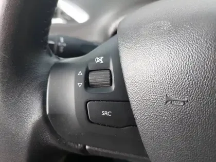 Photo 26 Peugeot 2008  1.2 PureTech 82ch BVM5