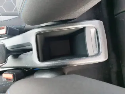 Photo 30 Peugeot 2008  1.2 PureTech 82ch BVM5