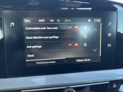 Photo 17 Opel Mokka  Electrique 136 ch & Batterie 50 kWh