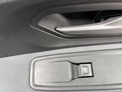 Photo 54 Dacia Jogger  Hybrid 140 7 places GSR2