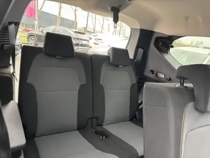 Photo 64 Dacia Jogger  Hybrid 140 7 places GSR2