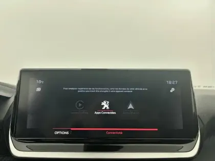 Photo 23 Peugeot 2008  PureTech 130 S&S EAT8