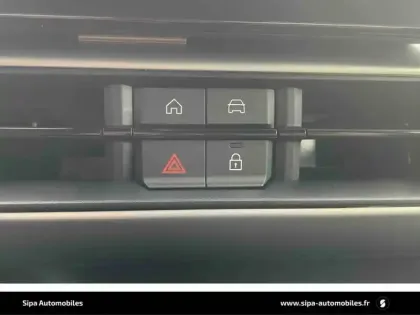 Photo 29 Jeep Avenger  1.2 Turbo T3 110 ch e-Hybrid BVR6