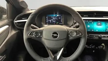 Photo 12 Opel Corsa  1.2 Turbo Hybrid 110 ch e-DCT6