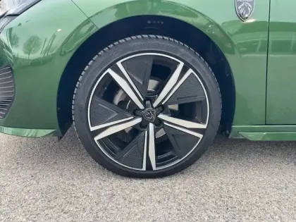 Photo 8 Peugeot 308  PureTech 130ch S&S EAT8