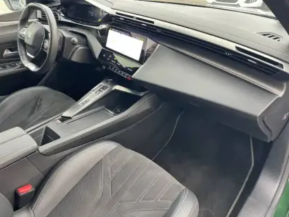 Photo 17 Peugeot 308  PureTech 130ch S&S EAT8