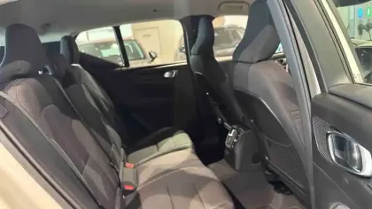 Photo 24 Volvo Xc40 Gén. I Ph2 Start 5