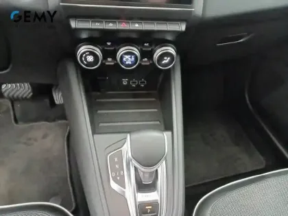 Photo 56 Renault Captur  E-Tech Plug-in 160 - 21