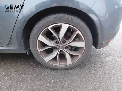 Photo 10 Renault Megane Mégane IV Berline dCi 110 Energy EDC