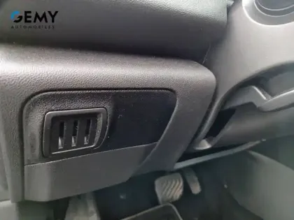 Photo 12 Renault Megane Mégane IV Berline dCi 110 Energy EDC