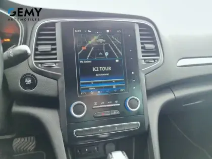 Photo 15 Renault Megane Mégane IV Berline dCi 110 Energy EDC