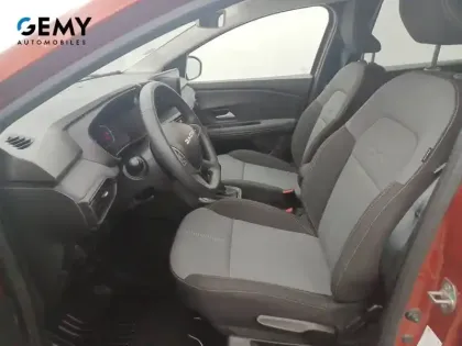 Photo 61 Dacia Jogger  Hybrid 140 5 places