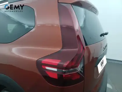 Photo 50 Dacia Jogger  Hybrid 140 5 places