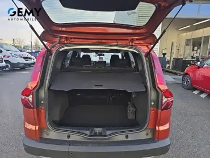 Photo 5 Dacia Jogger  Hybrid 140 5 places