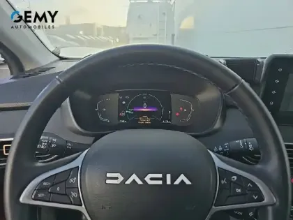Photo 13 Dacia Jogger  Hybrid 140 5 places