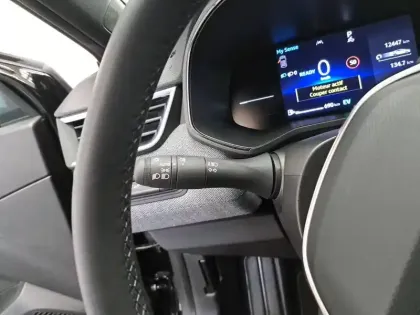 Photo 28 Renault Clio  E-Tech full hybrid 145 GSR2