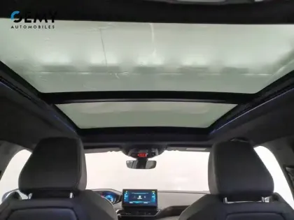 Photo 16 Peugeot 3008  Hybrid 225 e-EAT8