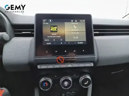 Photo 15 Renault Clio  E-Tech full hybrid 145 ch GSR2