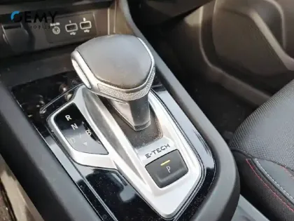 Photo 11 Renault Arkana  E-Tech 145 - 21B