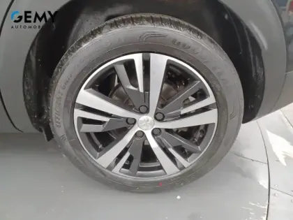 Photo 25 Peugeot 3008 Gén. II Ph1 Allure 5