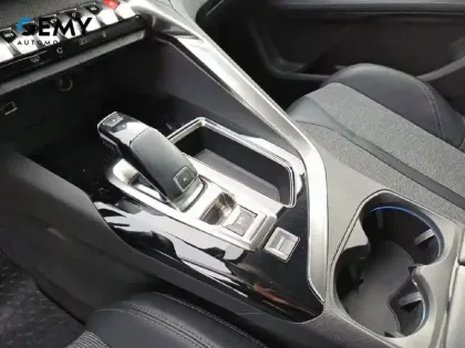 Photo 11 Peugeot 3008  Puretech 130ch S&S EAT8