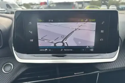 Photo 18 Peugeot 208  Electrique 50 kWh 136ch