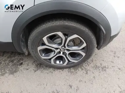 Photo 10 Renault Captur  TCe 90 - 21