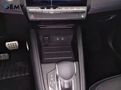 Photo 69 Renault Symbioz  E-Tech full hybrid 145