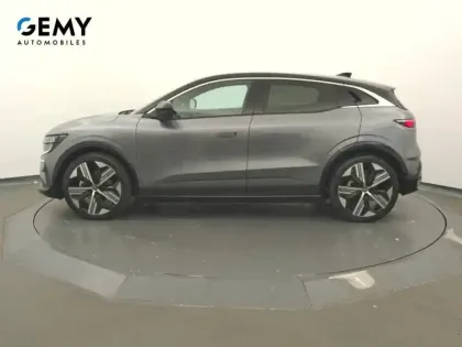 Photo 34 Renault Megane Gén. V (BCB) Ph1 Evo Iconic 5