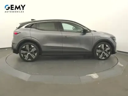 Photo 19 Renault Megane Gén. V (BCB) Ph1 Evo Iconic 5