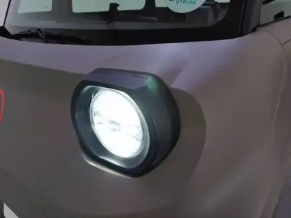 Photo 15 Citroën C-Zéro AMI