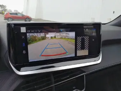 Photo 14 Peugeot 2008  Hybrid 110 e-DCS6