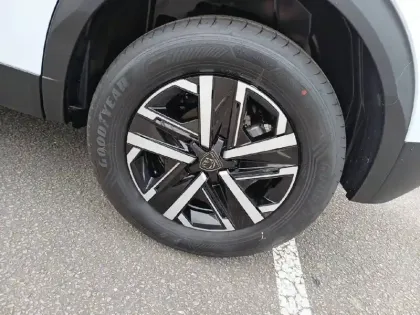 Photo 12 Peugeot 2008  Hybrid 110 e-DCS6